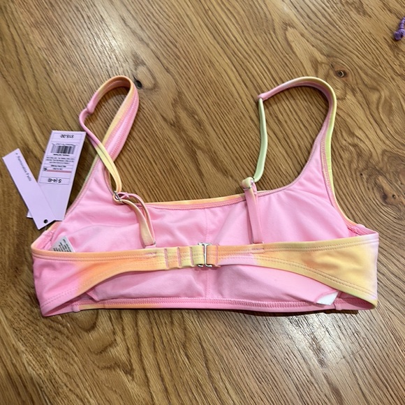 Rainbow/tie dye target bathing suit - Picture 2 of 3